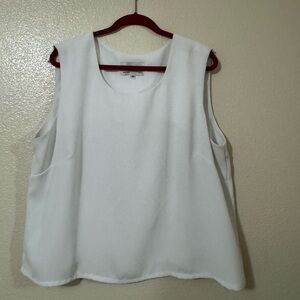 Chic White Sleeveless Tank Top